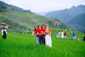Toàn cảnh ruộng bậc thang Mù Cang Chải và cung đường Tây Bắc