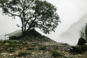 Làng vùng cao trên cao nguyên đá – ảnh minh họa